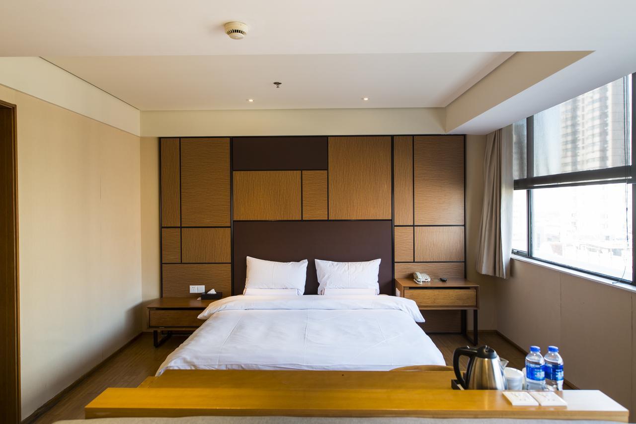 Ji Hotel Shanghai Hongqiao Transport Hub Linkong Zone Ngoại thất bức ảnh
