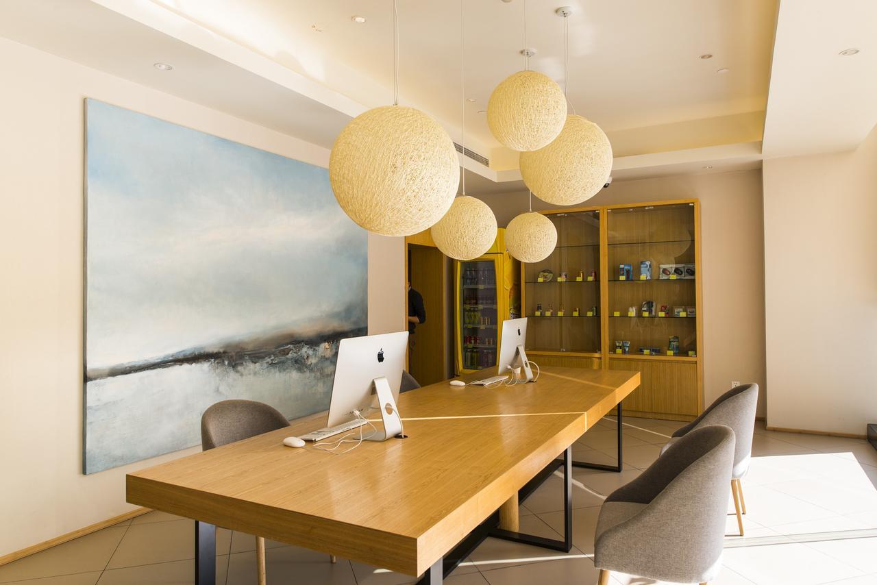 Ji Hotel Shanghai Hongqiao Transport Hub Linkong Zone Ngoại thất bức ảnh