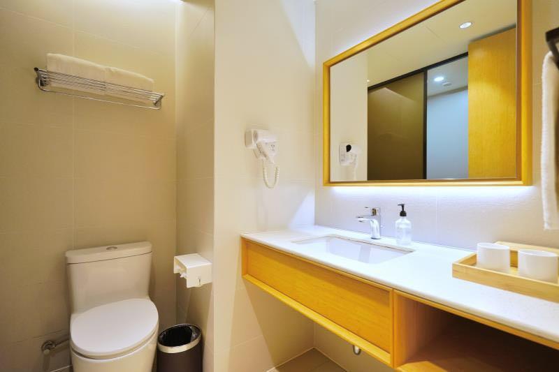 Ji Hotel Shanghai Hongqiao Transport Hub Linkong Zone Ngoại thất bức ảnh