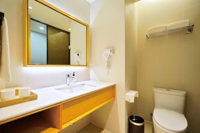 Ji Hotel Shanghai Hongqiao Transport Hub Linkong Zone Ngoại thất bức ảnh